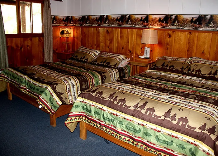 Creekside At Yellowstone Hotel 2*